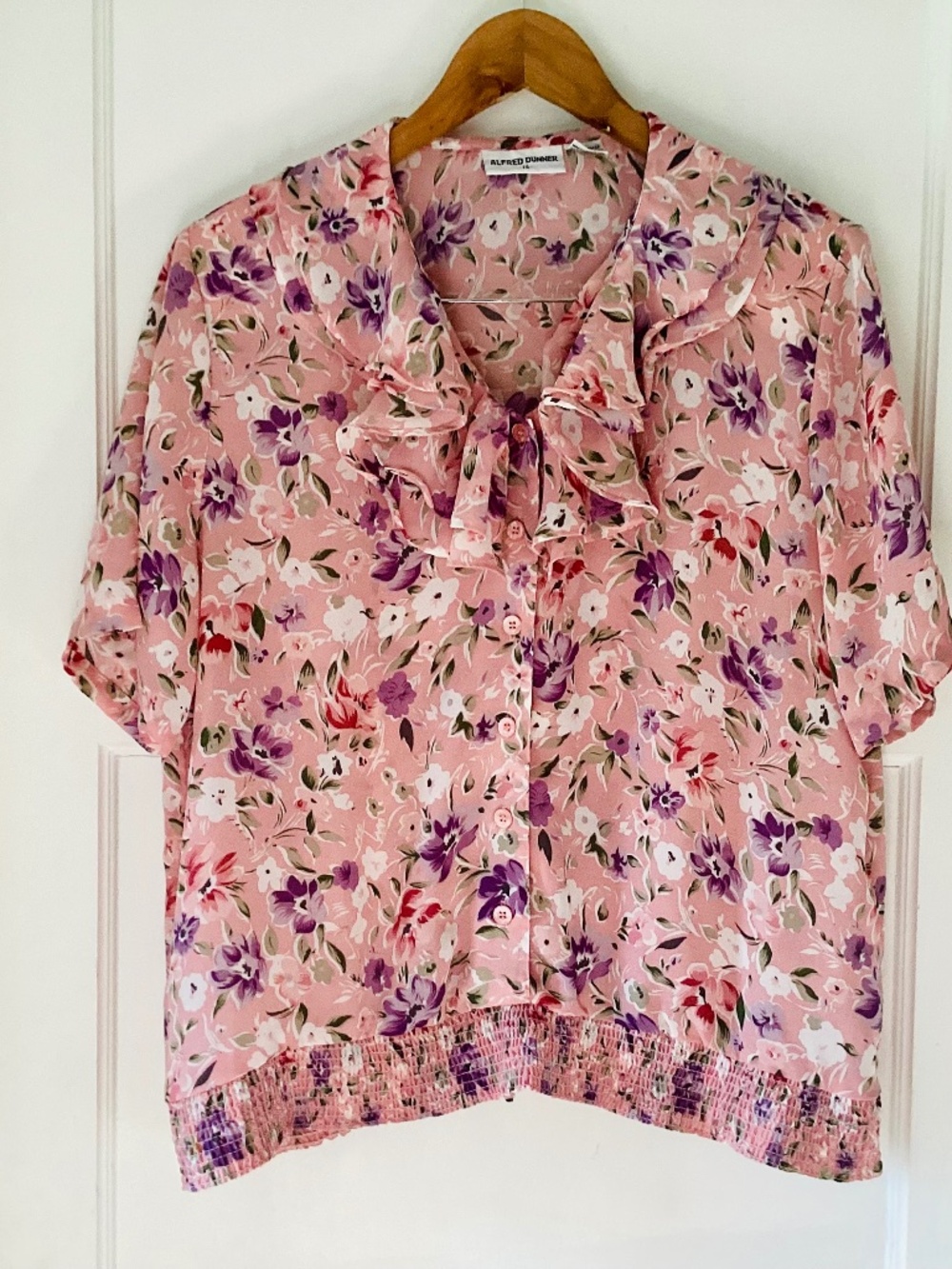Vtg Alfred Dunner Pink Floral blouse Size 14 Double Ruffle Collar Smocked Hem